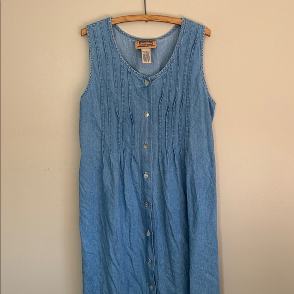 Vintage 90s Studio Ease denim dress - Picture 2 of 9